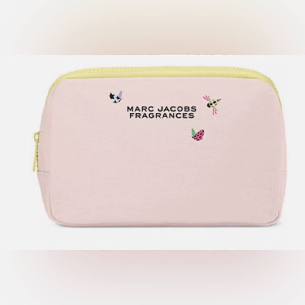 New Marc Jacobs Fragrance Cosmetics Makeup
Toiletries Bag.